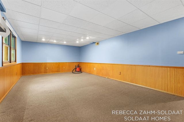 2370 Kent Boulevard, Grand Rapids, MI 49503