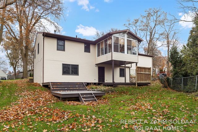 2370 Kent Boulevard, Grand Rapids, MI 49503