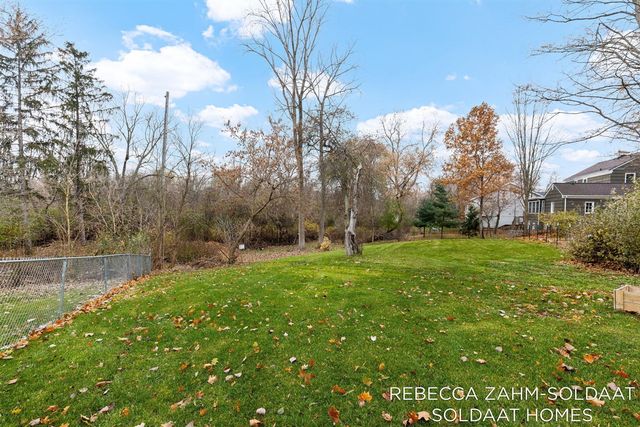 2370 Kent Boulevard, Grand Rapids, MI 49503