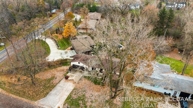 2370 Kent Boulevard, Grand Rapids, MI 49503