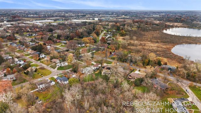 2370 Kent Boulevard, Grand Rapids, MI 49503