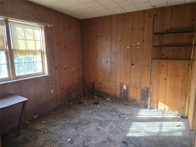 6 Kirkwood Circle, Iowa City, IA 52240