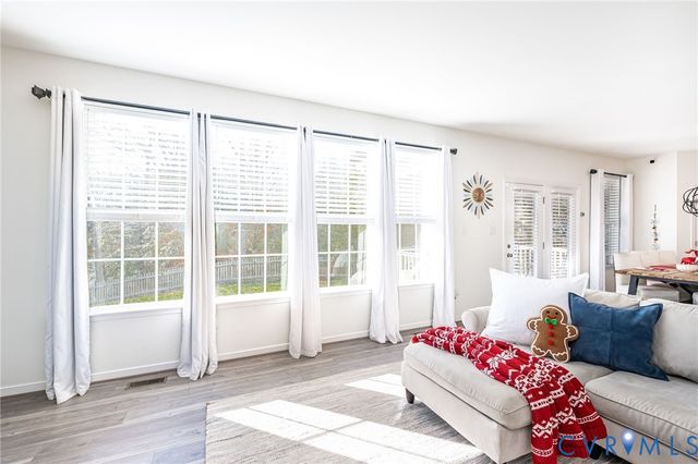 9117 Fenshaw Ct, Mechanicsville, VA 23116