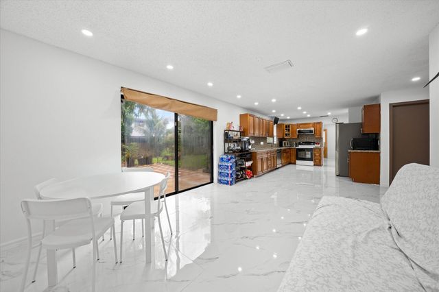 2340 Fairmont Avenue, Miramar, FL 33025