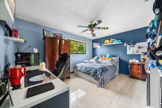2340 Fairmont Avenue, Miramar, FL 33025