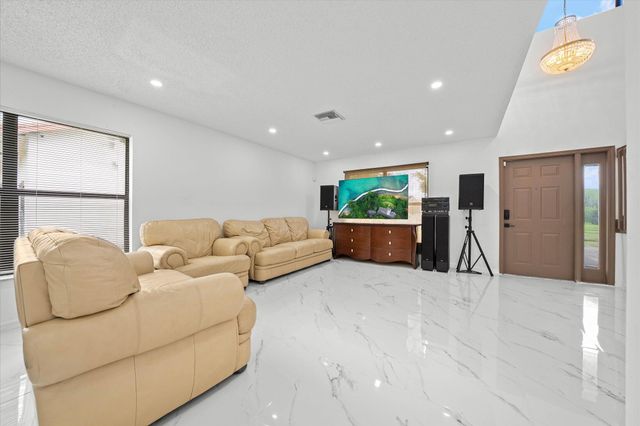 2340 Fairmont Avenue, Miramar, FL 33025