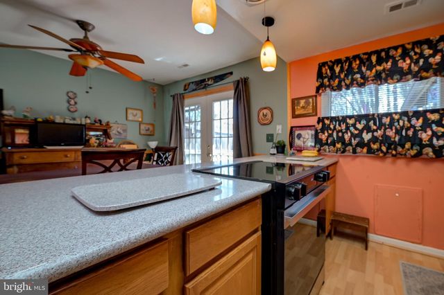 11 AQUARIUS CT, Silver Spring, MD 20906
