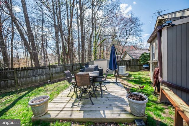 11 AQUARIUS CT, Silver Spring, MD 20906