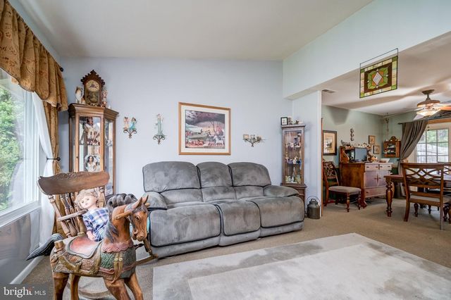11 AQUARIUS CT, Silver Spring, MD 20906