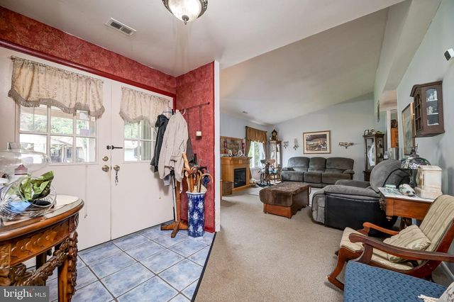 11 AQUARIUS CT, Silver Spring, MD 20906