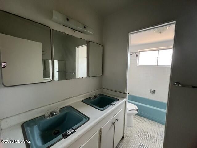 7017 E Luana Drive, Tucson, AZ 85710