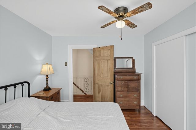 330 GATES ST, Philadelphia, PA 19128
