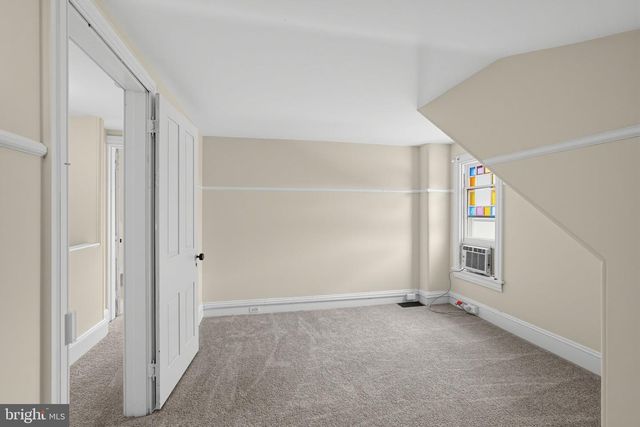 330 GATES ST, Philadelphia, PA 19128