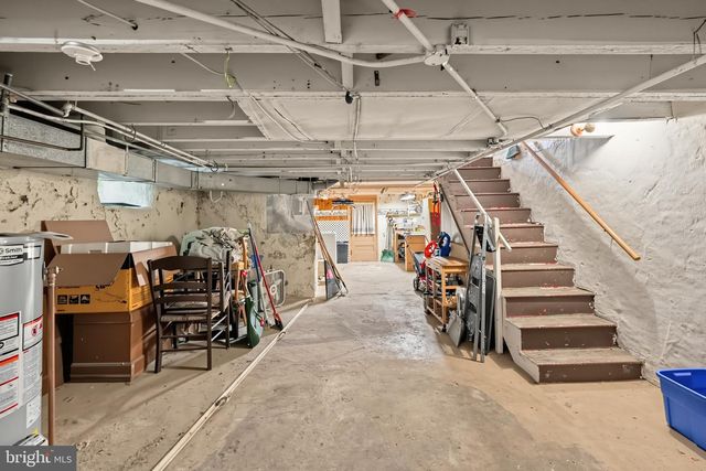 330 GATES ST, Philadelphia, PA 19128