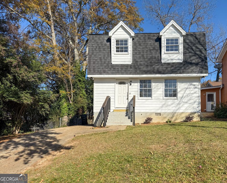 239 E Doyle Street, Toccoa, GA 30577