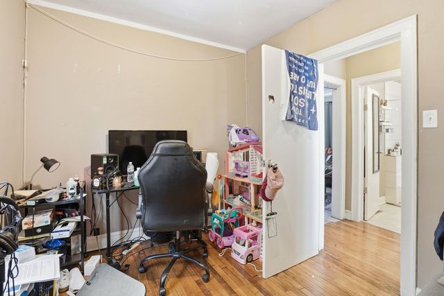 7230 S Talman Avenue, Chicago, IL 60629