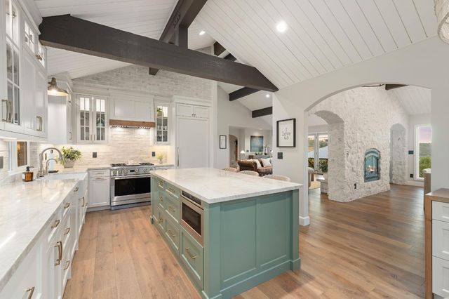 7380 Ridge Rd, Newcastle, CA 95658