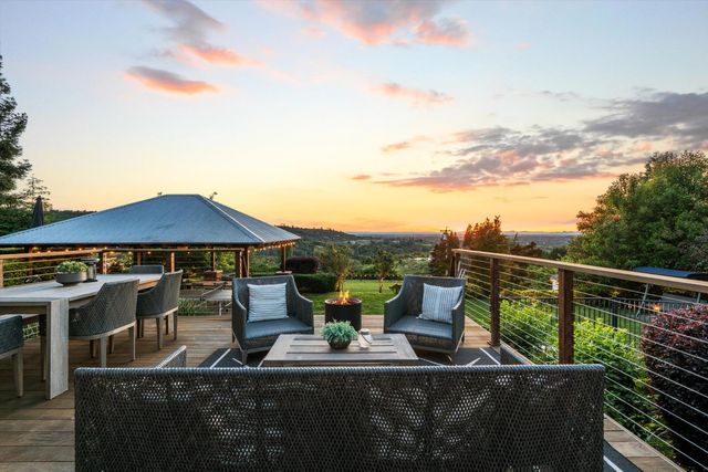 7380 Ridge Rd, Newcastle, CA 95658
