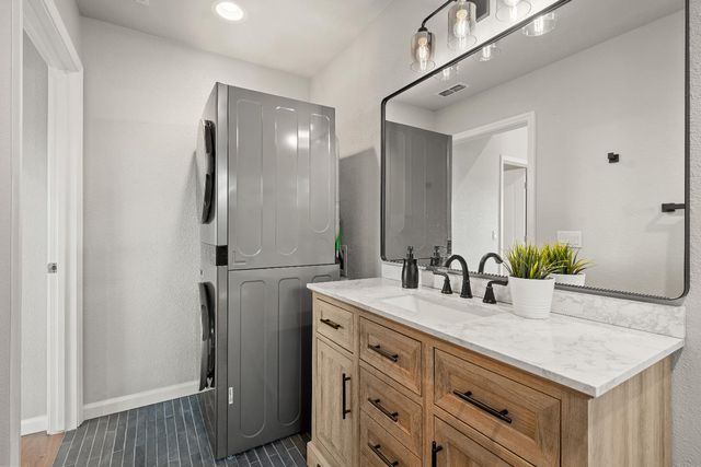 7380 Ridge Rd, Newcastle, CA 95658