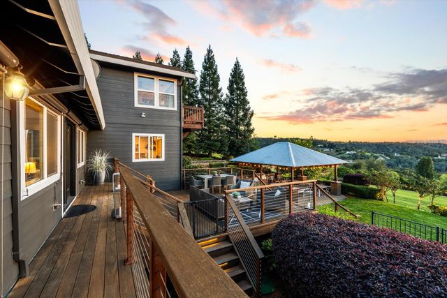 7380 Ridge Rd, Newcastle, CA 95658