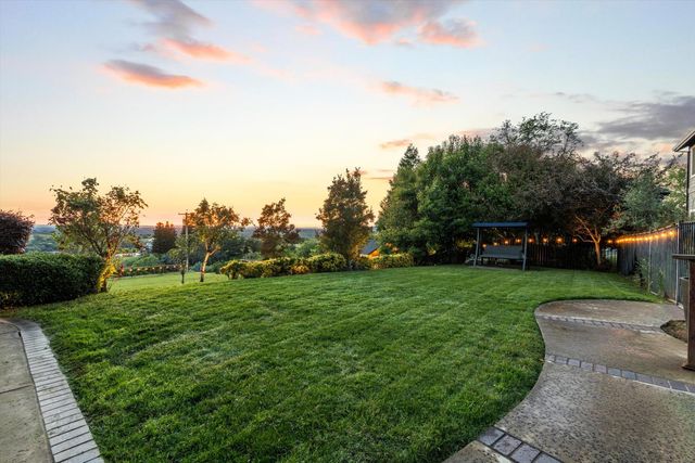 7380 Ridge Rd, Newcastle, CA 95658
