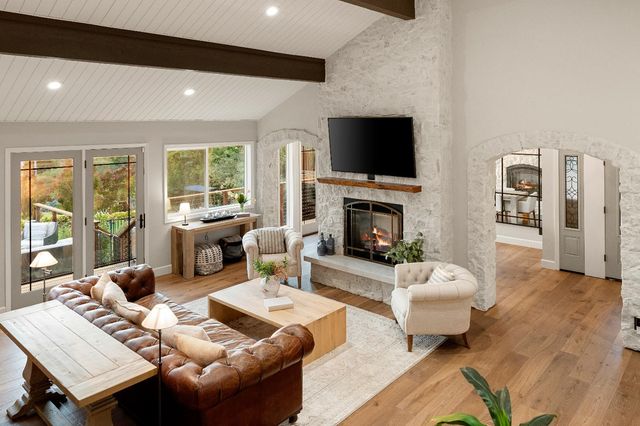 7380 Ridge Rd, Newcastle, CA 95658