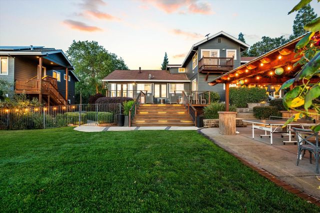 7380 Ridge Rd, Newcastle, CA 95658
