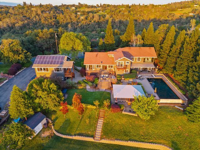 7380 Ridge Rd, Newcastle, CA 95658