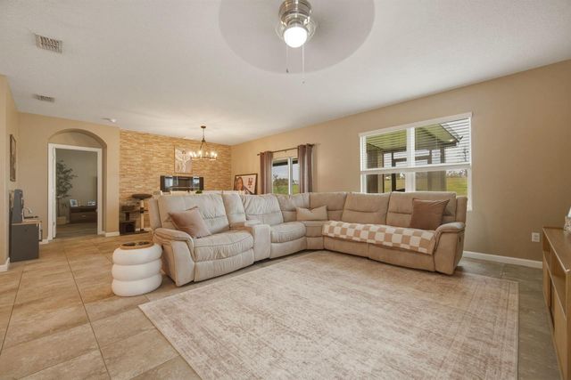 10862 SW Pacini Way, Port St. Lucie, FL 34987