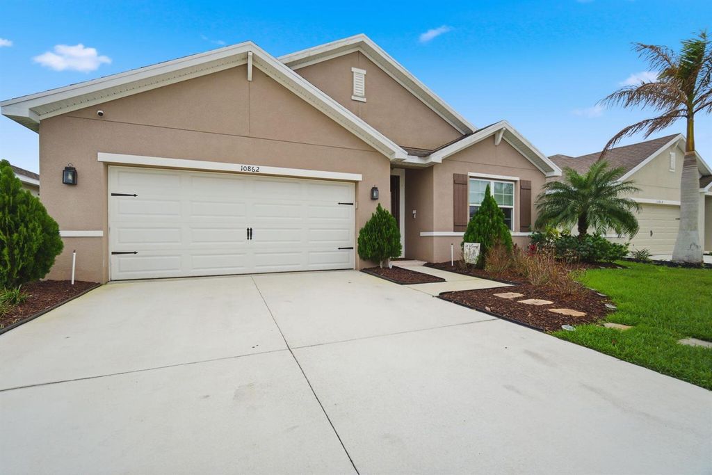 10862 SW Pacini Way, Port St. Lucie, FL 34987
