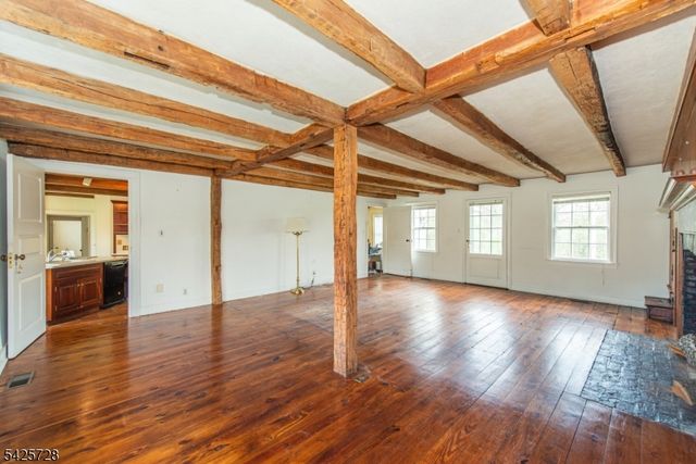 175 Route202, Far Hills Boro, NJ 07931