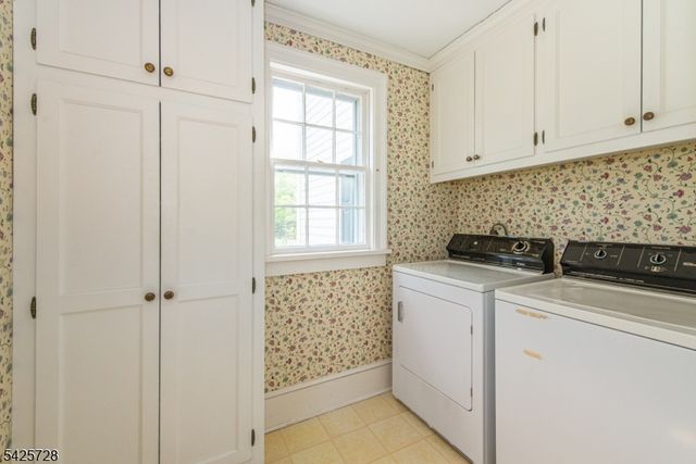 175 Route202, Far Hills Boro, NJ 07931