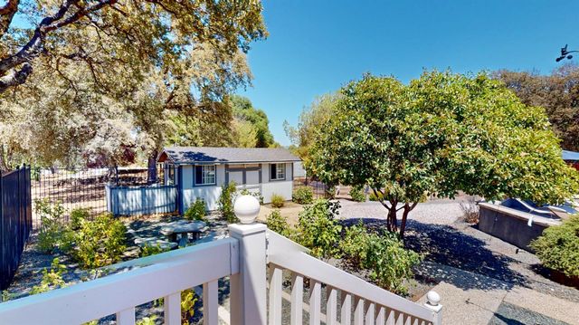 20564 Wildwood West Dr, Penn Valley, CA 95946