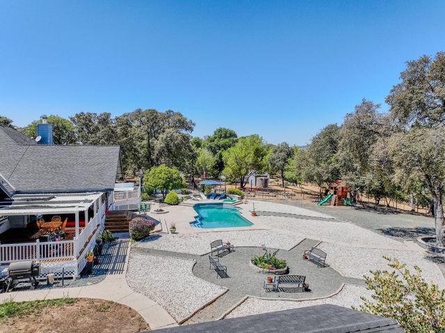 20564 Wildwood West Dr, Penn Valley, CA 95946