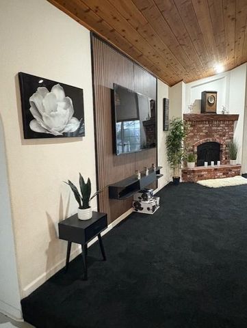 20564 Wildwood West Dr, Penn Valley, CA 95946