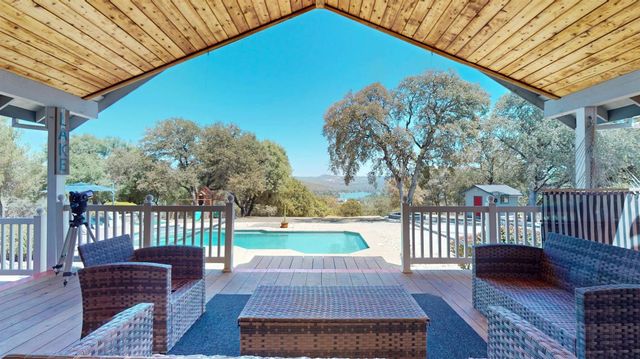 20564 Wildwood West Dr, Penn Valley, CA 95946