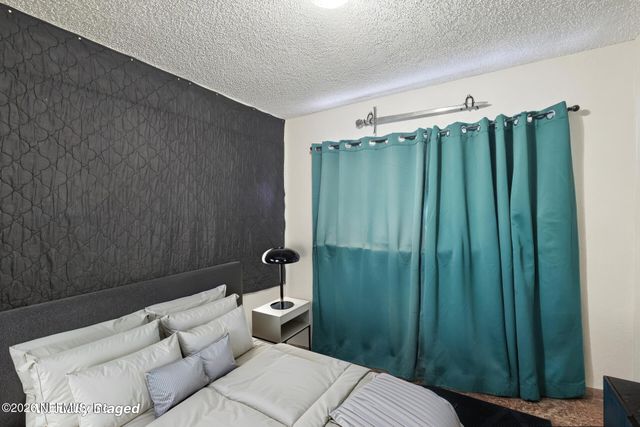 4371 CROSSBOW Road, Jacksonville, FL 32208