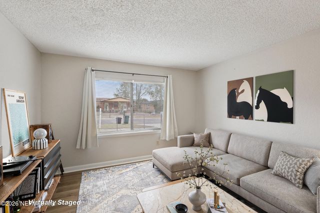 4371 CROSSBOW Road, Jacksonville, FL 32208