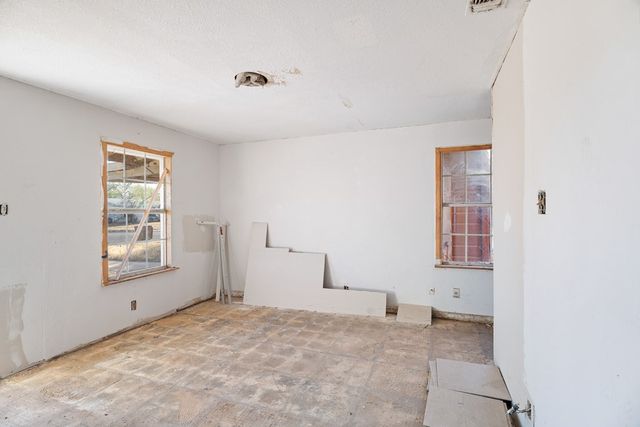 1201 Lloyd Ave, Big Spring, TX 79720