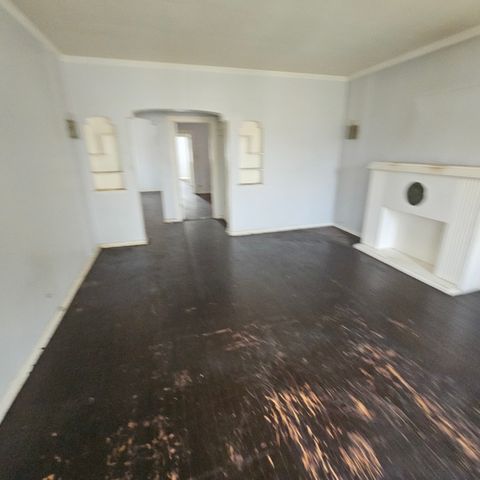 619 E 102nd Place, Chicago, IL 60628