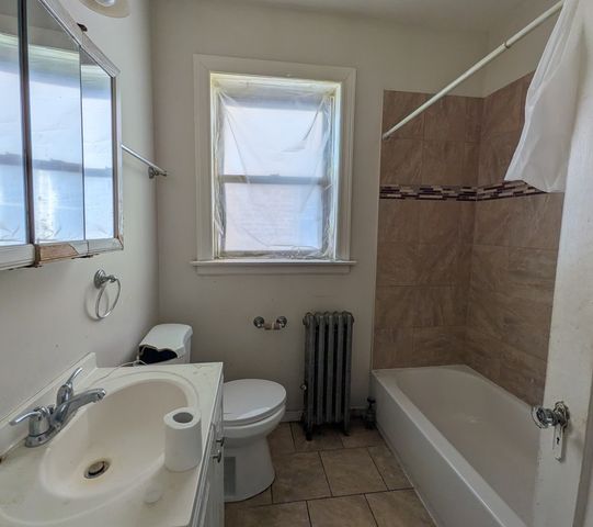 619 E 102nd Place, Chicago, IL 60628
