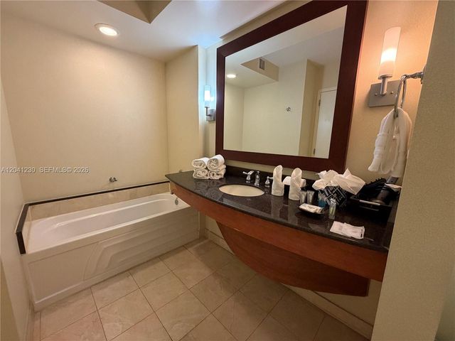 18001 Collins Ave 618, Sunny Isles Beach, FL 33160