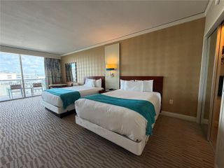 18001 Collins Ave 618, Sunny Isles Beach, FL 33160