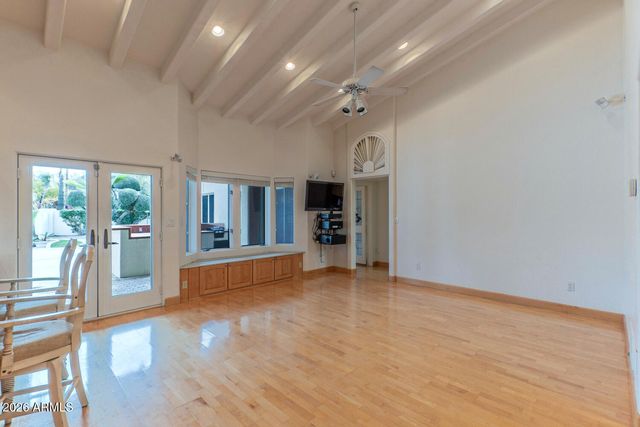 8262 E VISTA DE VALLE --, Scottsdale, AZ 85255