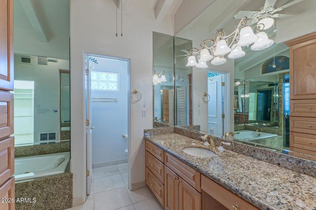 8262 E VISTA DE VALLE --, Scottsdale, AZ 85255