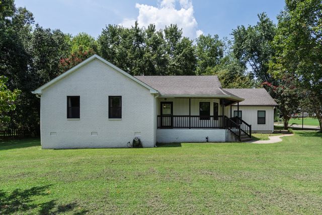 501 Sheath Cir, Lebanon, TN 37087
