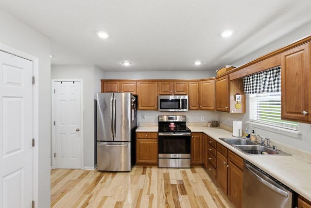 438 Oakley Avenue, Harrodsburg, KY 40330