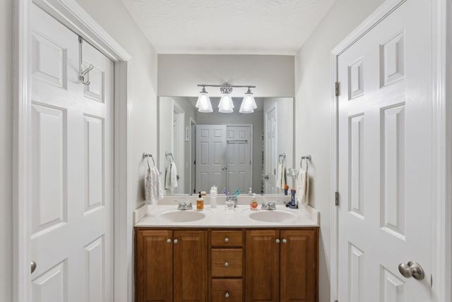 438 Oakley Avenue, Harrodsburg, KY 40330