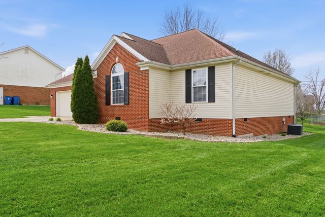 438 Oakley Avenue, Harrodsburg, KY 40330