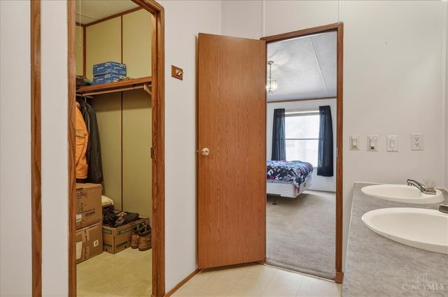 674 Bernard Road, New Vienna, OH 45159